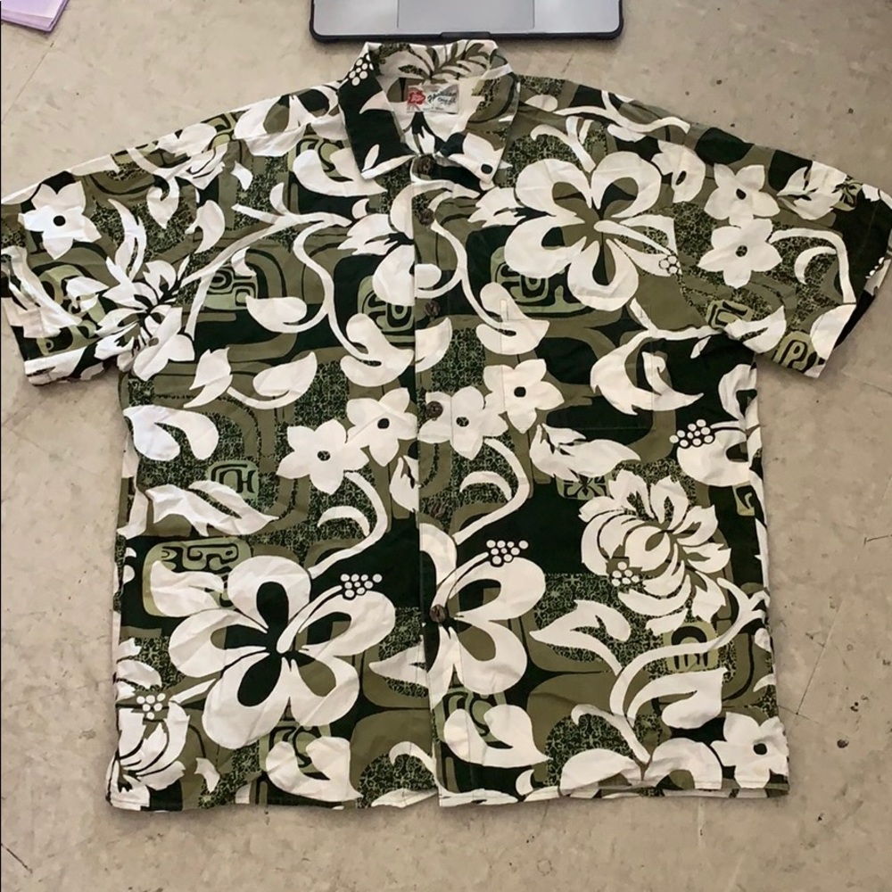 Hilo Hattie Aloha Shirt L